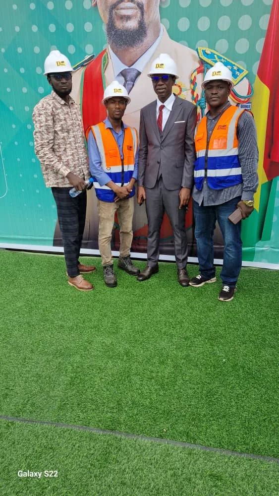 POSE DE LA PREMIERE PIERRE DE L'ENA